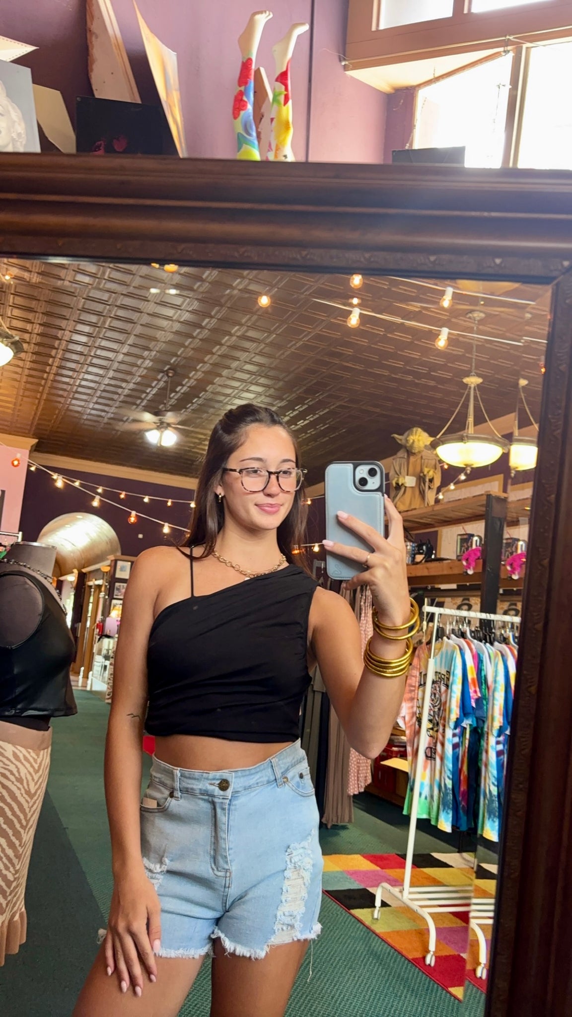 One shoulder top